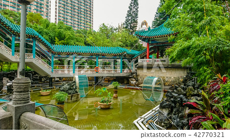 黃大樹寺蕭御景麗池塘 黃大樹寺蕭御景麗池塘 42770321