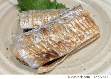 House-grilled home cooking "simple grilled fish salad" 42772814