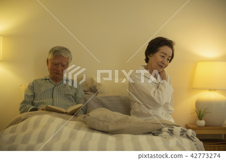 Senior couple bed Senior couple bed 42773274