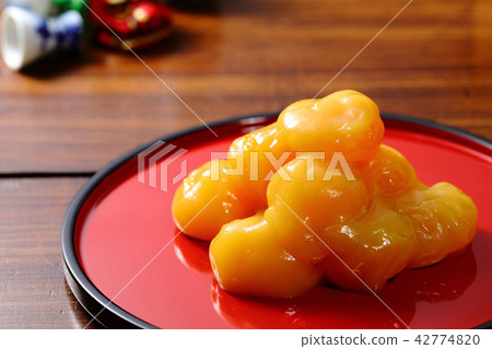 Sweet chestnut paste Sweet chestnut paste 42774820