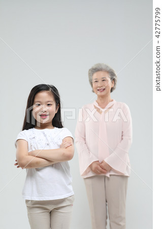 幸福的家庭 幸福的家庭 42775799