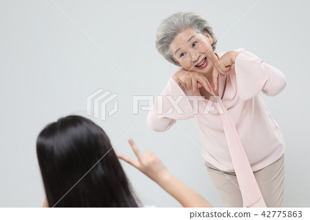幸福的家庭 幸福的家庭 42775863