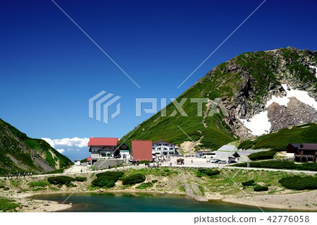 7月的Norikura-dake(地點:Norikura-dake,Tatamaira) 7月的Norikura-dake(地點:Norikura-dake,Tatamaira) 42776058