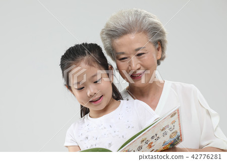 Happy family Happy family 42776281