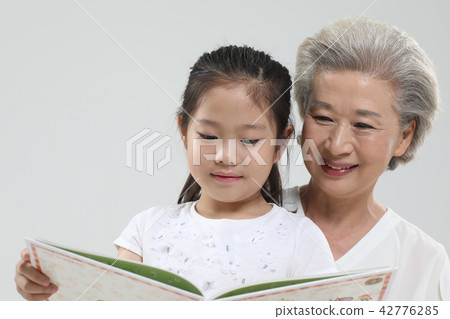 幸福的家庭 幸福的家庭 42776285