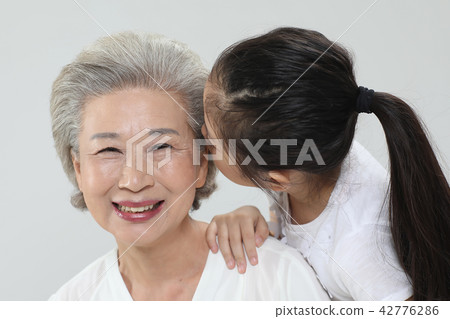 幸福的家庭 42776286