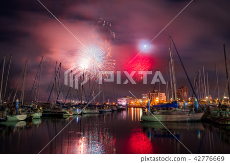 [Shizuoka Prefecture] Shimizu Minato Festival and Maritime Fireworks Festival 42776669