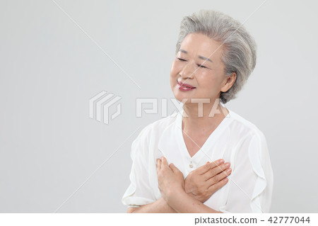 Happy family 42777044