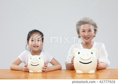 Happy family Happy family 42777928