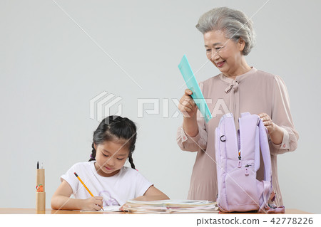 Happy family Happy family 42778226