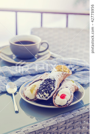 plate of Sicilian Cannoli 42778956