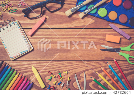 Back to school concept on wooden table Back to school concept on wooden table 42782604