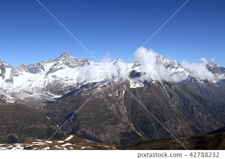 Weisshorn(瓦利斯/阿爾卑斯山) Weisshorn(瓦利斯/阿爾卑斯山) 42788232