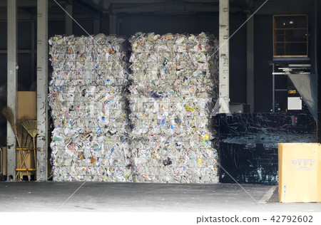 Recycling plant waste paper 42792602