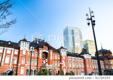 Tokyo Station Marunouchi Station building and station square square 42794393