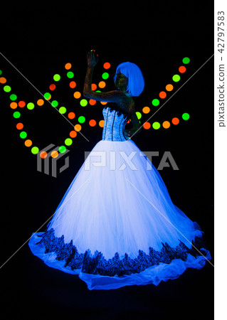 Wedding photo session of young bride Neon photography bright colorful on a dark background in Wedding photo session of young bride Neon photography bright colorful on a dark background in 42797583