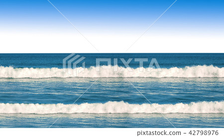 Blue Ocean Waves 42798976