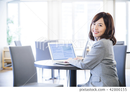 營業所商人 42800155