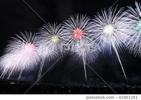 長岡節大型煙花比賽2018年廣星礦(鳳凰城) 長岡節大型煙花比賽2018年廣星礦(鳳凰城) 42801281