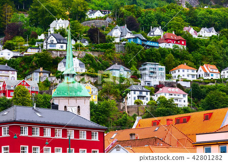 Bergen, Norway view with colorful houses 42801282