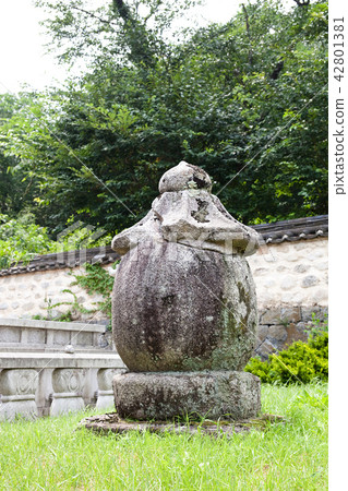 江原道高城郡Gongongbongsa寺 江原道高城郡Gongongbongsa寺 42801381