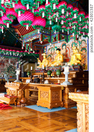 江原道高城郡Gongongbongsa寺 江原道高城郡Gongongbongsa寺 42801387