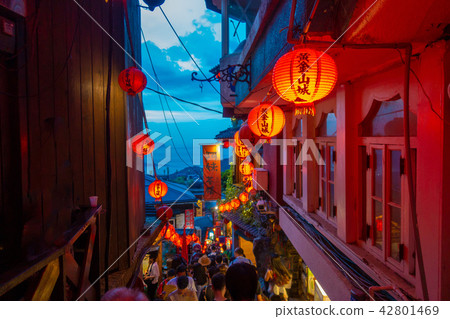 台灣九份路的燈籠 台灣九份路的燈籠 42801469