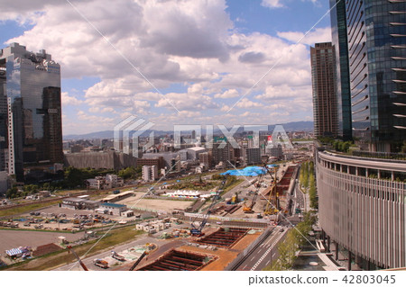 大阪再開發區的施工現場 大阪再開發區的施工現場 42803045