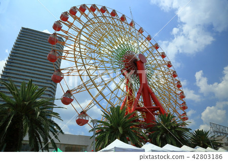 Ferris wheel of Kobe Harborland 42803186