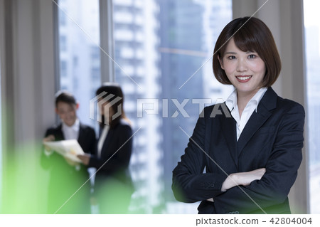 Temporary staffing Temporary staffing 42804004