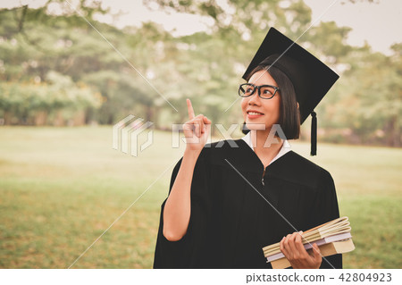 Graduation Concept. Graduated students on graduation day. Asian 42804923