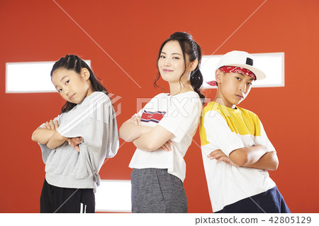 Kids dancer Kids dancer 42805129