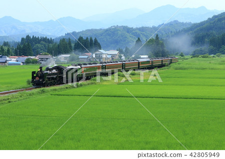 Ban'etsu West Line "SL Ban'etsu Monogatari and the Rural Scenery in Early July" 42805949