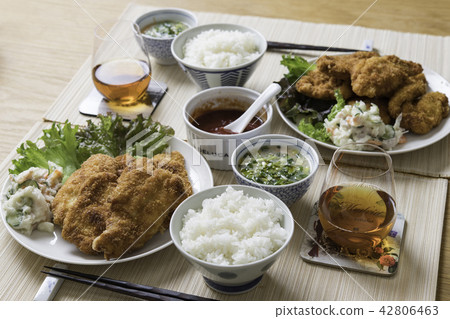 設置雞胸肉的膳食 設置雞胸肉的膳食 42806463