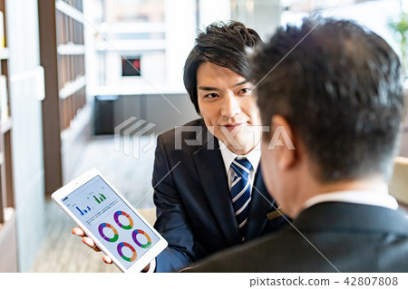 商人,微笑,接待,顧問 商人,微笑,接待,顧問 42807808