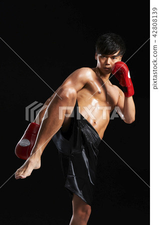 Kickboxing Kickboxing 42808139