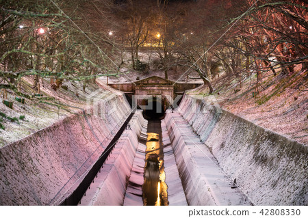 滋賀縣琵琶湖水雪景 滋賀縣琵琶湖水雪景 42808330