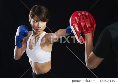 Kickboxing 42808439