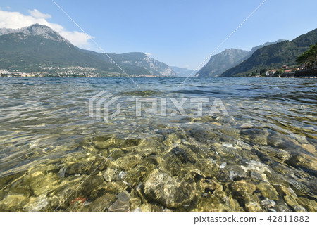Lake Como 42811882