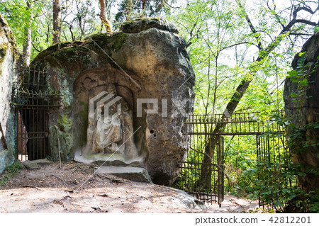 Sandstone cave Klacelka, Libechov, Czech Republic 42812201