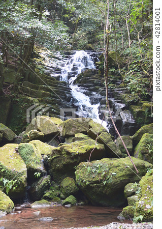 練習瀑布 42814001
