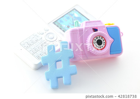 Hash tag # Internet social institution 42818738