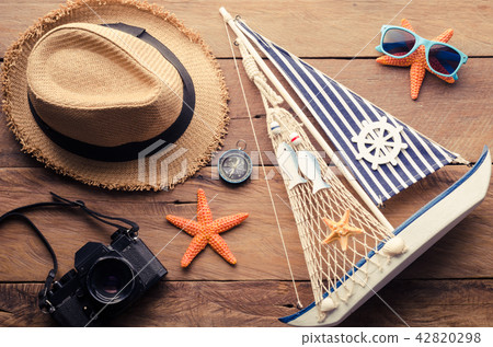 Accessories costume with travel for summer  42820298