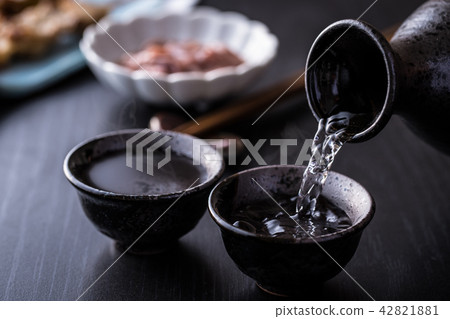 倒清酒 倒清酒 42821881