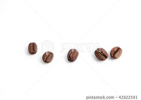 Coffee beans isolated on white background Coffee beans isolated on white background 42822581