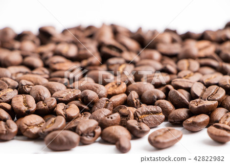 coffee bean. Isolated on white background coffee bean. Isolated on white background 42822982