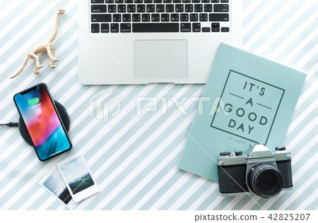 Business vacation Flat lay 42825207
