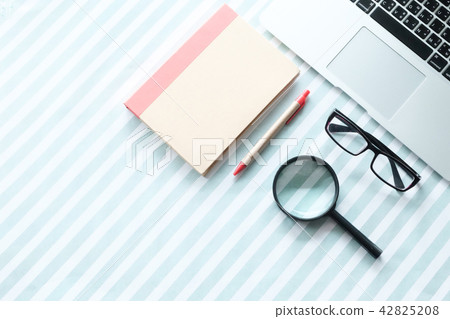 Business vacation Flat lay 42825208