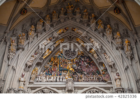 Details of the Last Judgement 42825336