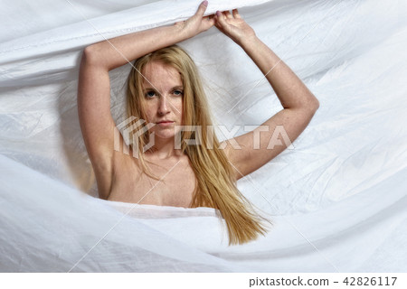 Torso portrait with arms and face Torso portrait with arms and face 42826117